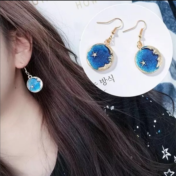 ✨ 2/$20 Celestial Goddess Moon Drop Earrings - Picture 9 of 9